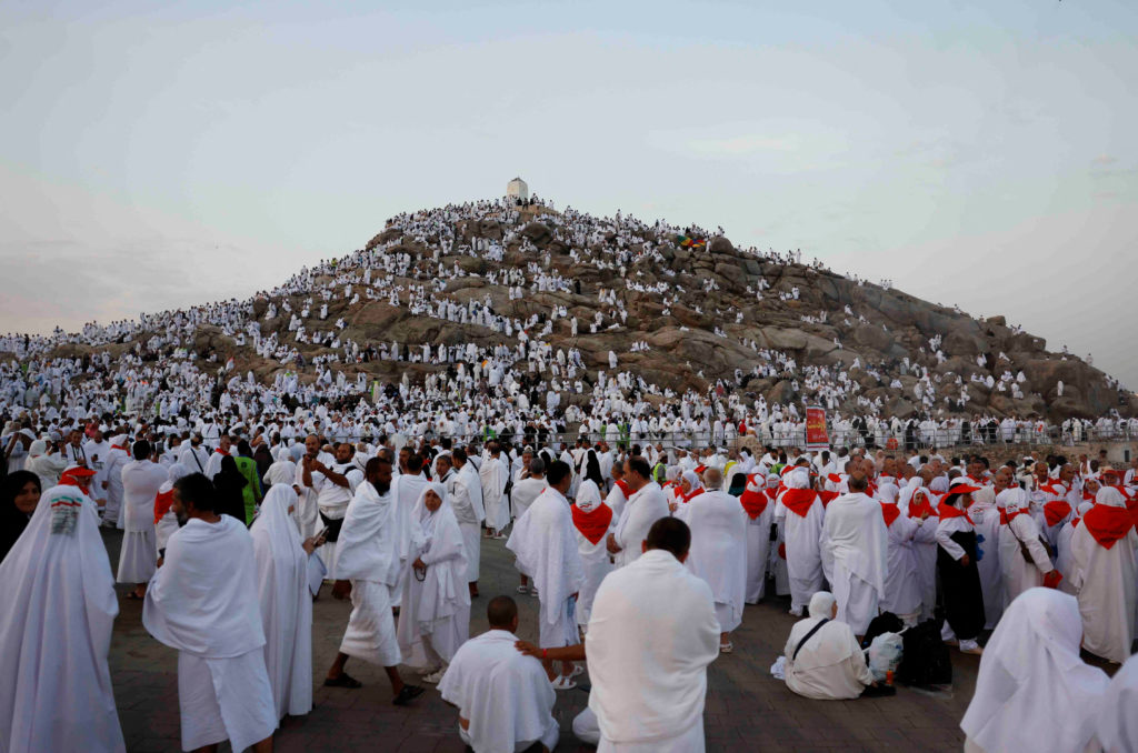 Muslim pilgrims gather on the Mount of Mercy during the annual haj pilgrimage, outside the holy city of Mecca, Saudi Arabia, June 15, 2024. REUTERS/Mohamad Torokman